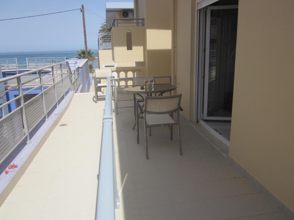 4S Beach Superior Apartments Stalida Ruang foto