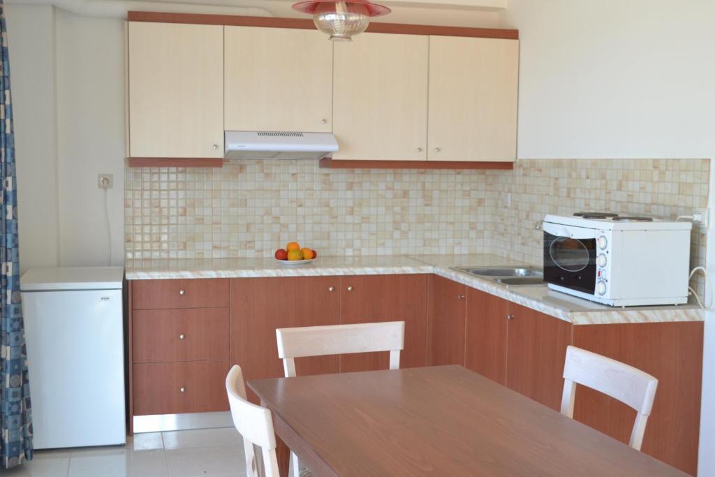 4S Beach Superior Apartments Stalida Ruang foto