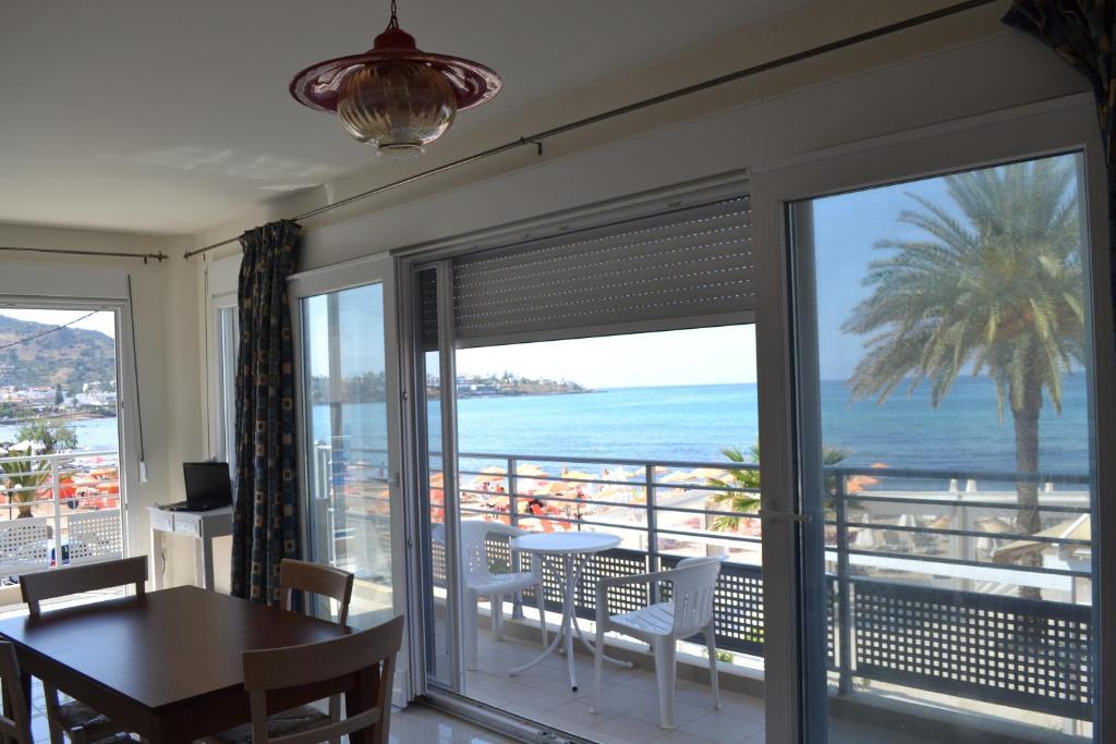 4S Beach Superior Apartments Stalida Ruang foto